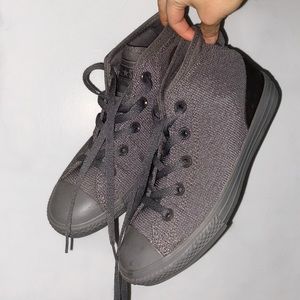 converse grey mid top shoes